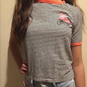 A semi-cropped striped roller-blading tee! ⚡️